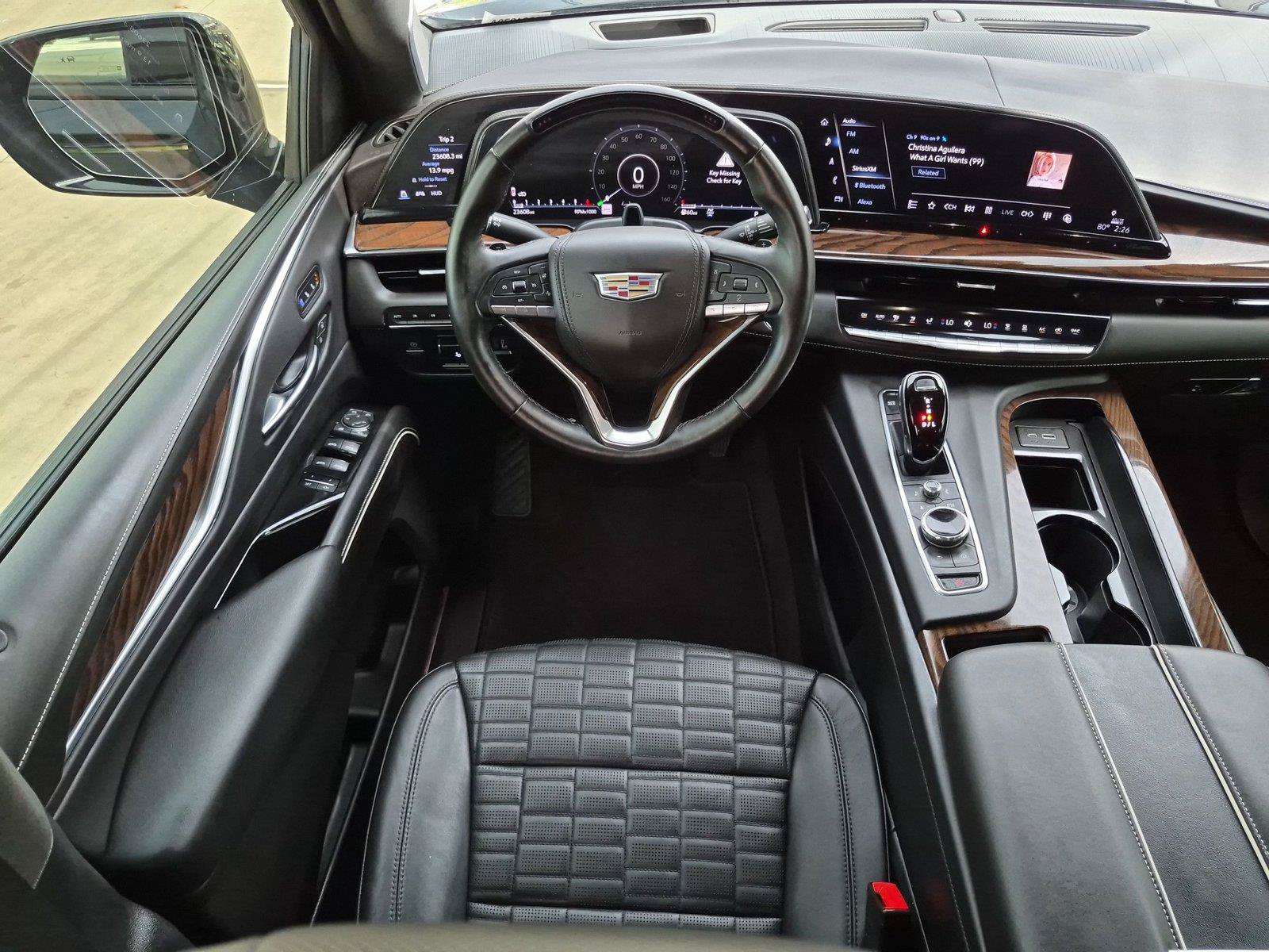 Used 2022 Cadillac Escalade Sport Platinum w/ Heavy-Duty Trailer Package AWD/4WD image 13