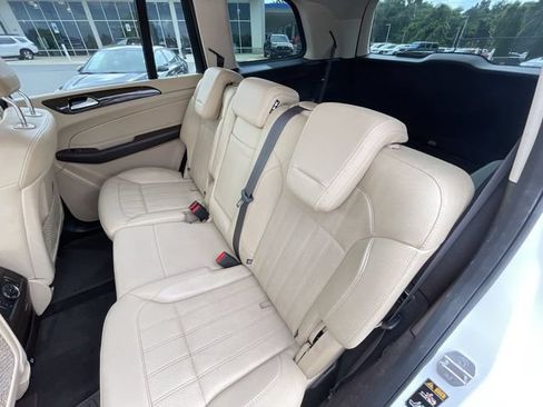 Used 2019 Mercedes-Benz GLS 450 4MATIC image 18