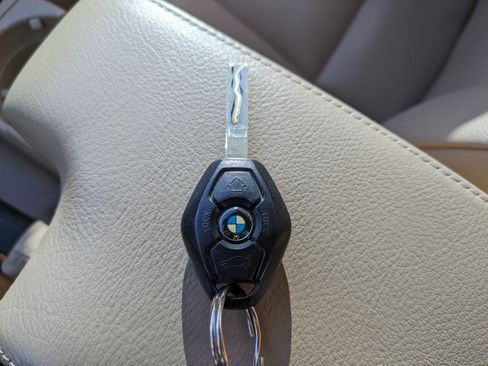 Used 2005 BMW 330Ci Convertible image 30