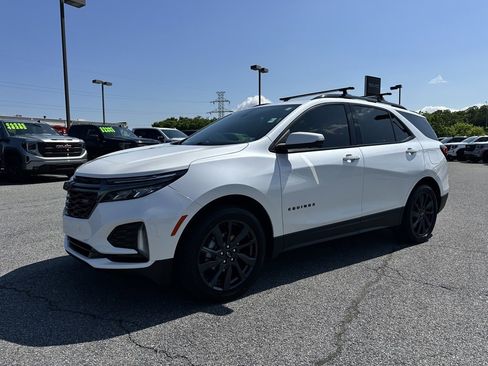 Certified 2022 Chevrolet Equinox RS w/ RS Leather Package image 2