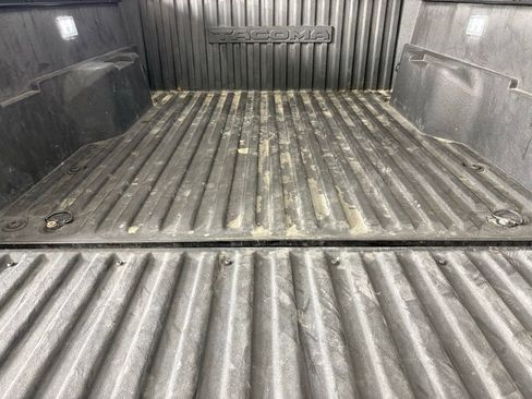 Used 2025 Toyota Tacoma SR5 image 37