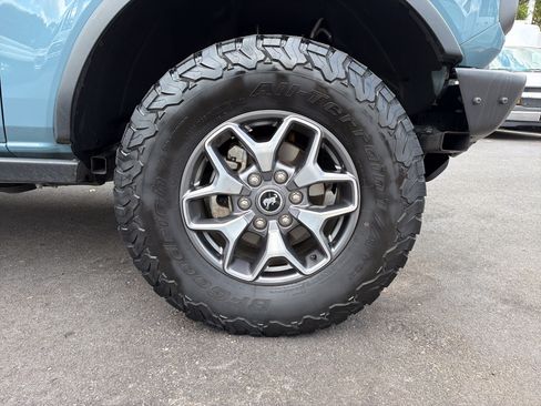 Used 2023 Ford Bronco Badlands AWD/4WD image 13