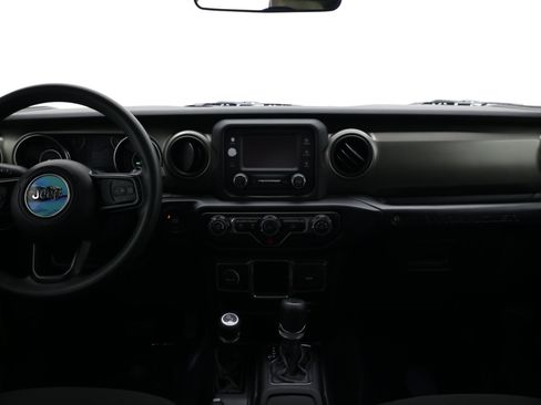 Used 2020 Jeep Wrangler Unlimited Sport AWD/4WD image 25