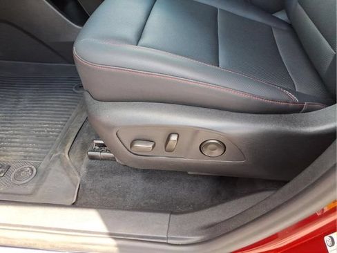 Used 2024 Chevrolet Traverse Z71 w/ LPO, Floor Liner Package AWD/4WD image 22