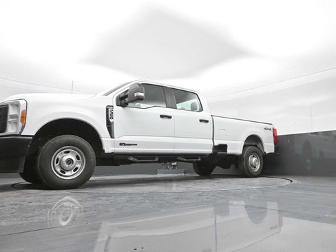 Used 2023 Ford F350 XL w/ Snow Plow Prep Package image 36