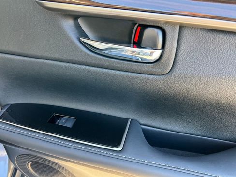 Used 2017 Lexus ES 350 image 51