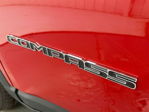 Used 2020 Jeep Compass Latitude image 26