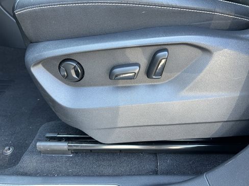 Certified 2023 Volkswagen Atlas SE image 21