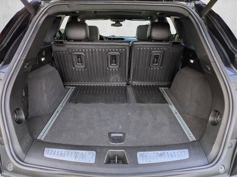 Used 2023 Cadillac XT5 Premium Luxury image 6