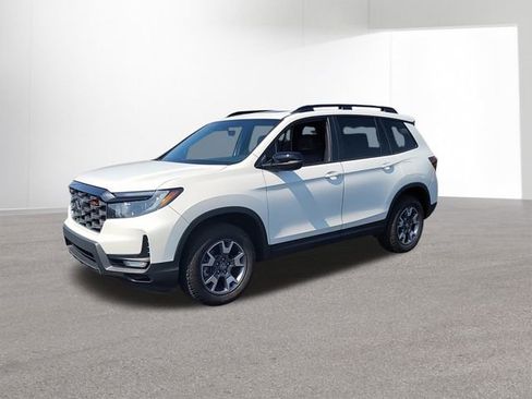 Certified 2023 Honda Passport TrailSport image 4