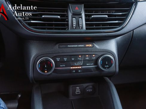 Used 2025 Ford Escape ST-Line AWD/4WD image 17