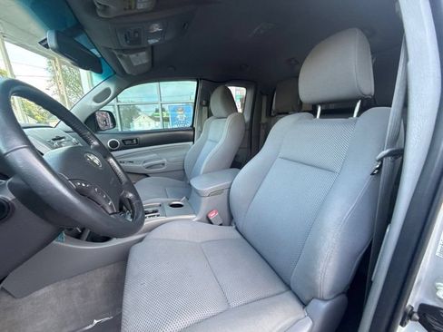 Used 2010 Toyota Tacoma 4x4 Access Cab V6 image 12