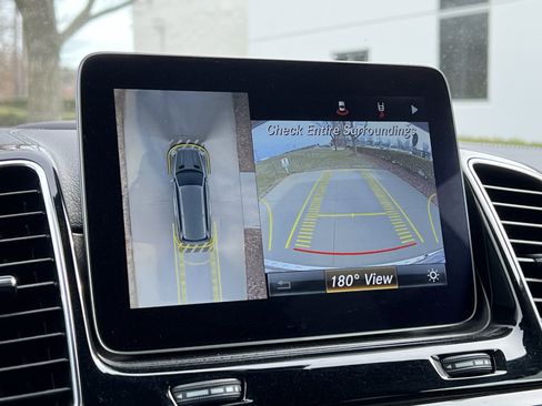 Used 2019 Mercedes-Benz GLS 450 4MATIC image 25