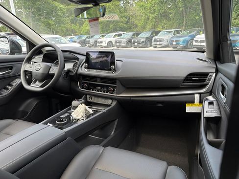 New 2026 Nissan Rogue Dark Armor AWD/4WD image 28