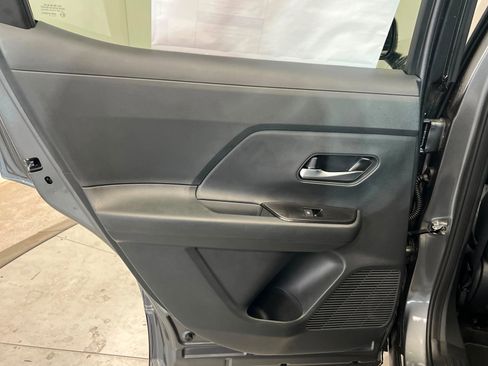 New 2026 Nissan Kicks SV w/ SV Premium Package AWD/4WD image 18
