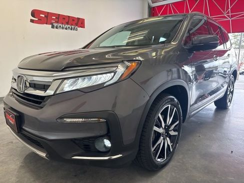 Used 2020 Honda Pilot Elite image 3