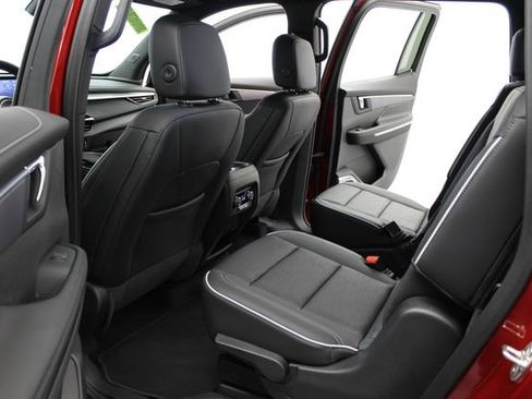 New 2025 Buick Enclave Sport Touring AWD/4WD image 21