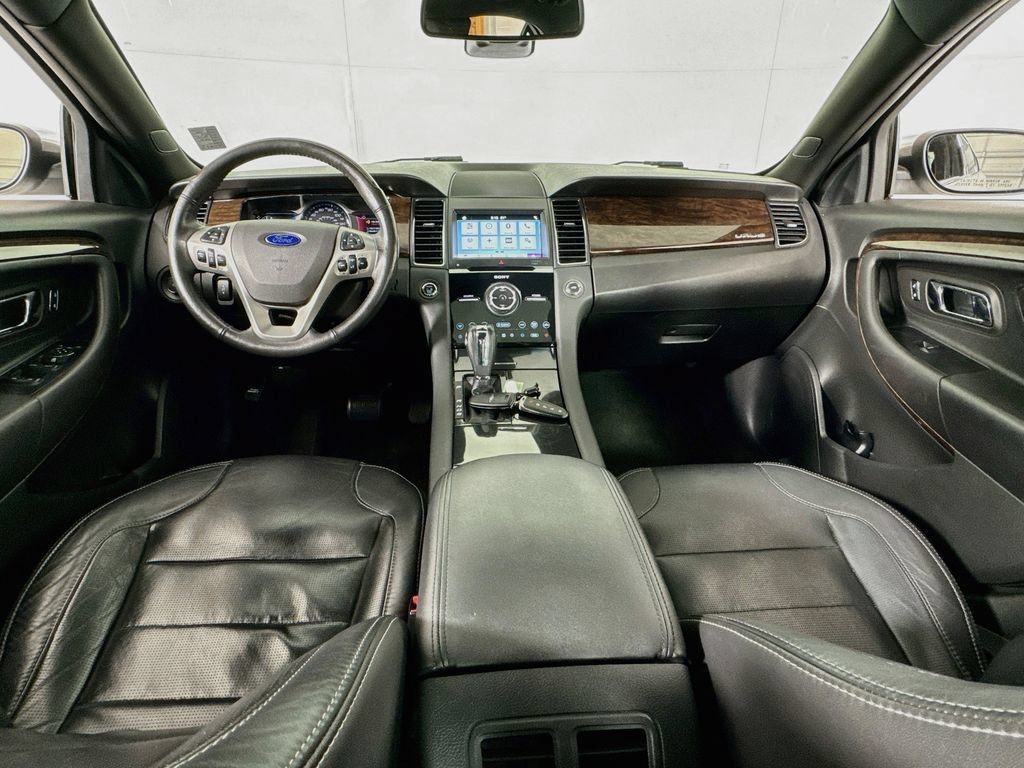 Used 2018 Ford Taurus Limited w/ Driver Assist Package AWD/4WD image 25