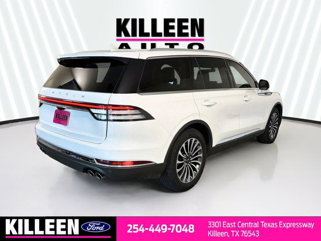 Used 2024 Lincoln Aviator Reserve w/ Elements Package Plus RWD image 9