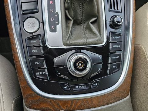 Used 2012 Audi Q5 3.2 Premium Plus image 27