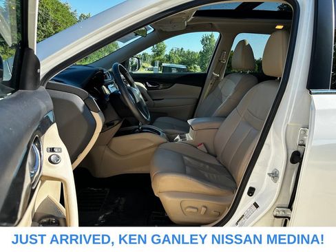 Used 2016 Nissan Rogue SL w/ SL Premium Package AWD/4WD image 14