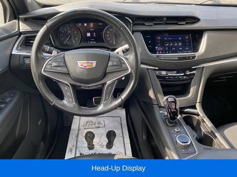 Used 2023 Cadillac XT5 Sportv w/ Technology Package AWD/4WD image 7