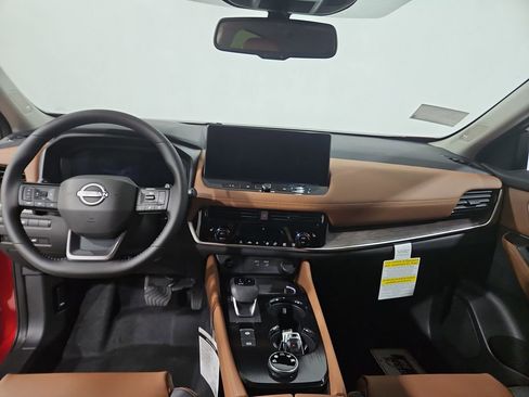New 2026 Nissan Rogue Platinum AWD/4WD image 12