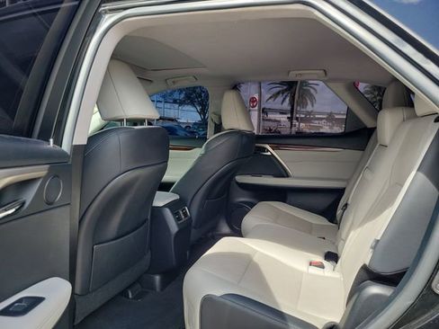 Used 2019 Lexus RX 350L FWD w/ Premium Package image 8