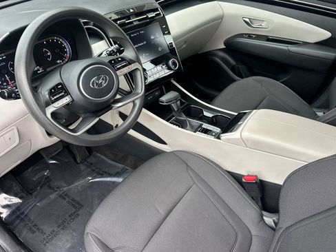 Certified 2024 Hyundai Tucson SE image 13