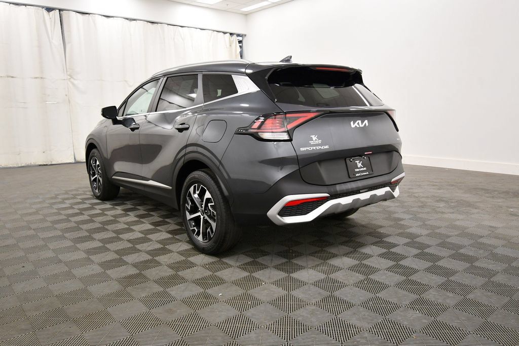 Certified 2025 Kia Sportage EX AWD/4WD image 5