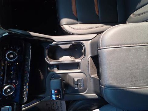 Used 2023 GMC Sierra 1500 AT4 w/ AT4 Premium Package image 40