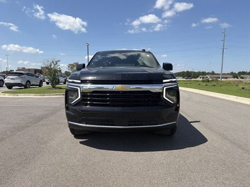 Used 2026 Chevrolet Tahoe LS RWD image 8