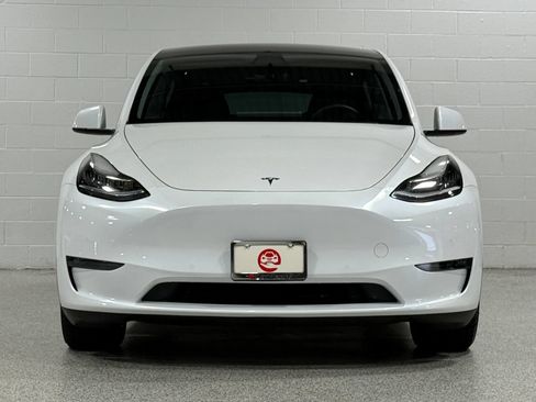Used 2021 Tesla Model Y Long Range AWD/4WD image 3