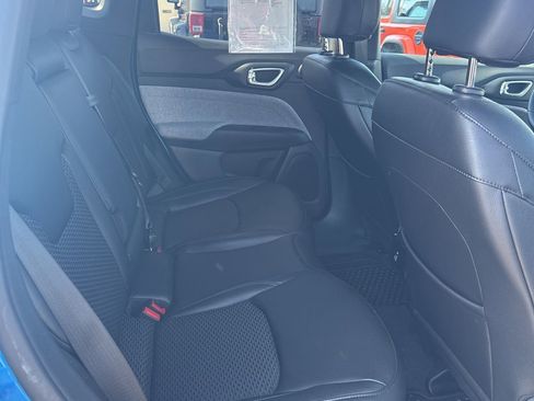 Used 2024 Jeep Compass Latitude w/ Sun and Sound Group image 31