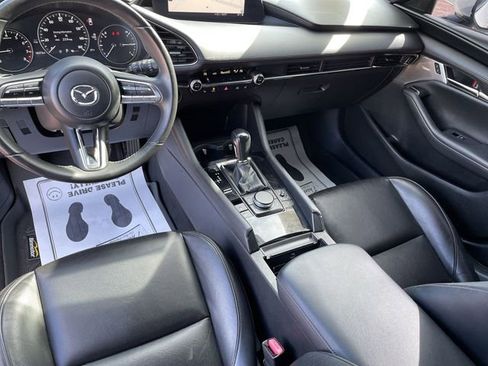 Used 2022 MAZDA MAZDA3 s image 19