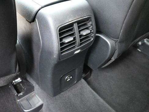 Used 2020 Ford Escape SE Sport image 30