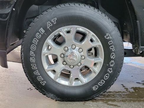 Used 2023 RAM 3500 Laramie AWD/4WD image 10