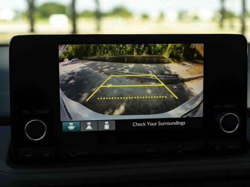 Used 2023 Honda Accord LX image 31