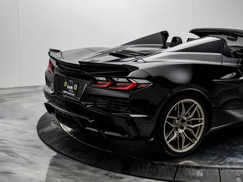 Used 2023 Chevrolet Corvette Z06 image 20