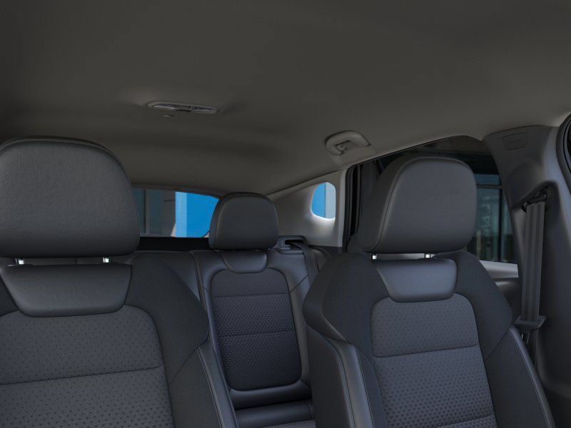 New 2026 Chevrolet Trax LT w/ LT Convenience Package FWD image 24