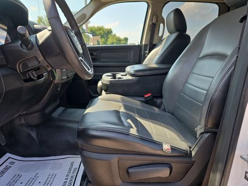 Used 2022 RAM 1500 Tradesman w/ Chrome Appearance Group AWD/4WD image 15