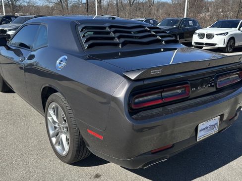 Used 2022 Dodge Challenger GT image 8
