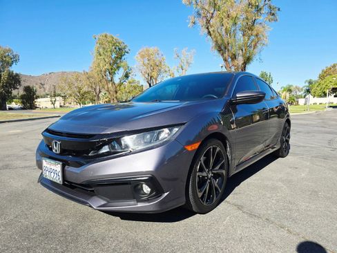 Used 2020 Honda Civic Sport image 3