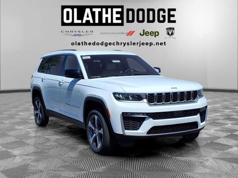 New 2026 Jeep Grand Cherokee L Limited AWD/4WD image 30