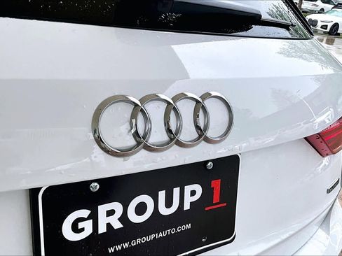 Used 2025 Audi Q3 2.0T Premium Plus AWD/4WD image 31