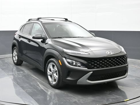 Certified 2023 Hyundai Kona SEL AWD/4WD image 8