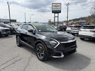 Used 2023 Kia Sportage LX video 1