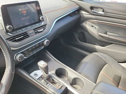 Used 2020 Nissan Altima 2.5 SR w/ Premium Package FWD image 31