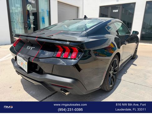 Used 2025 Ford Mustang GT RWD image 13