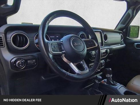 Used 2020 Jeep Gladiator Overland AWD/4WD image 1